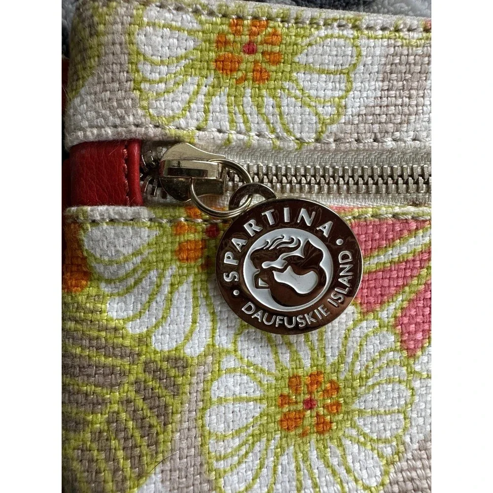 Spartina Daufuskie Island Floral Natural Linen Genuine Leather Wristlet